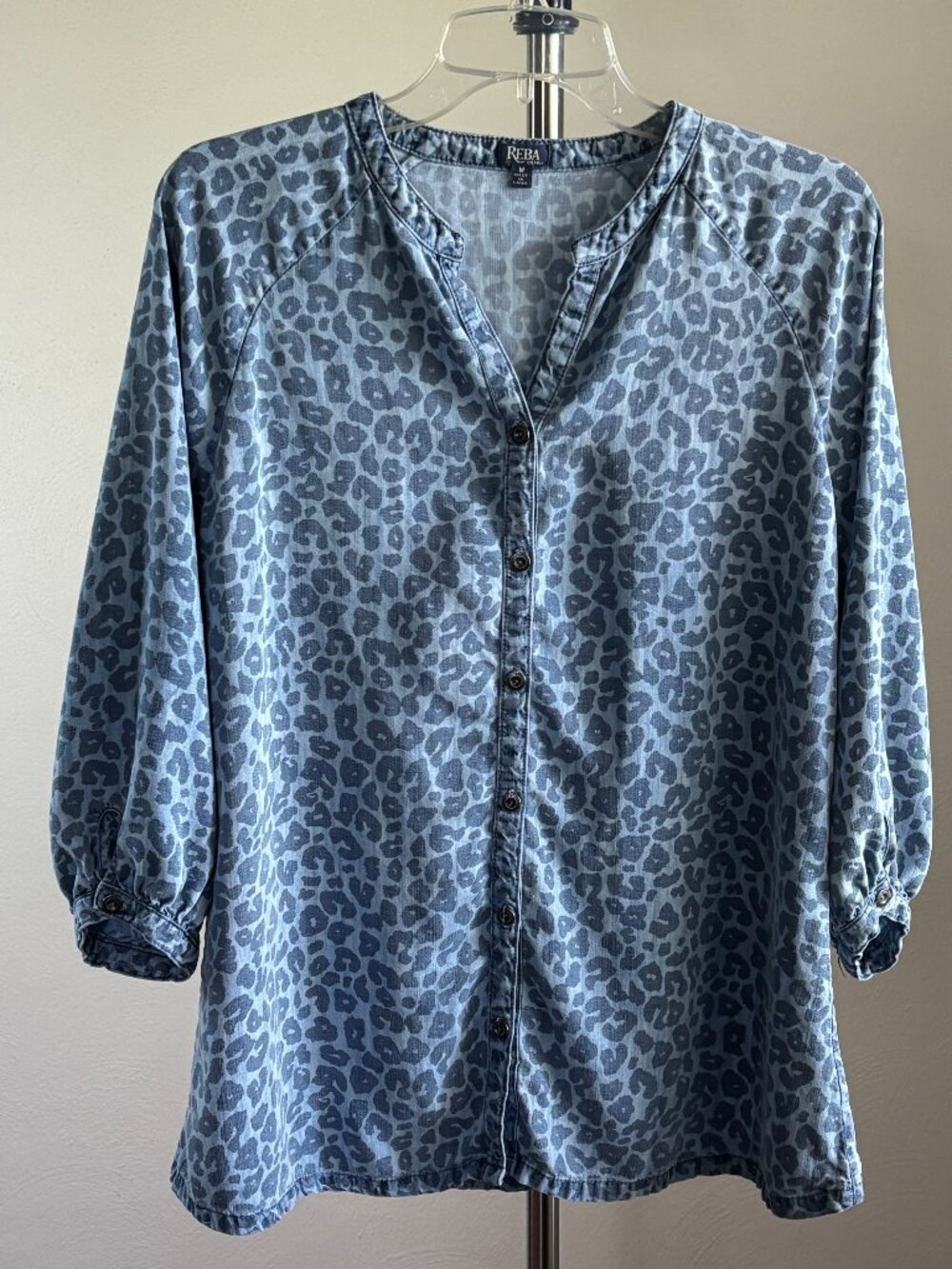 Reba Denim Button Up Blue Top Size Medium